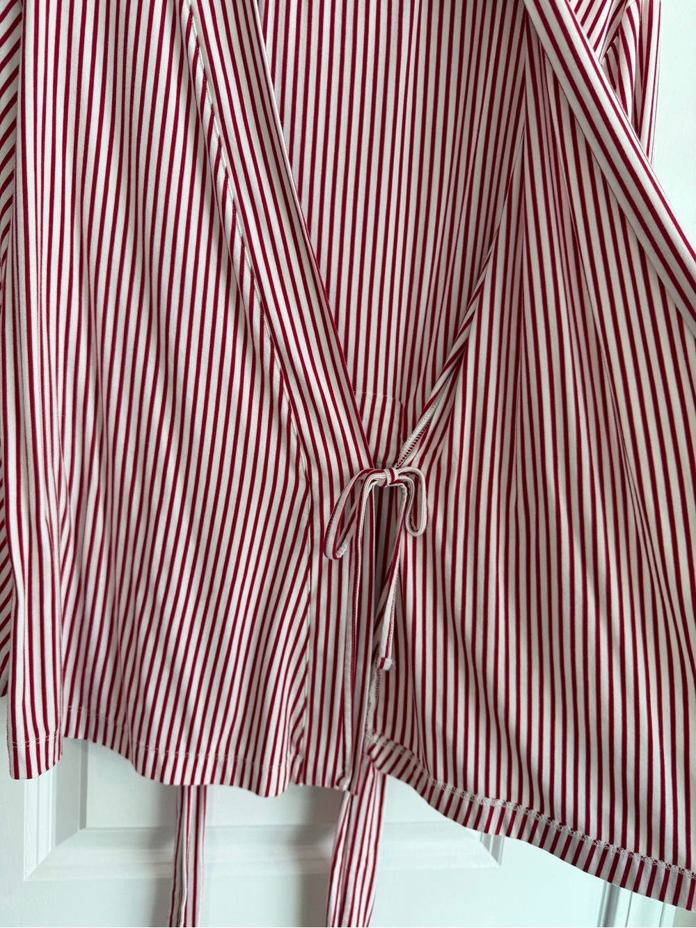 LAKE DreamModal Kimono Pajama Set Red White Stripes Size Medium - Picture 4 of 16